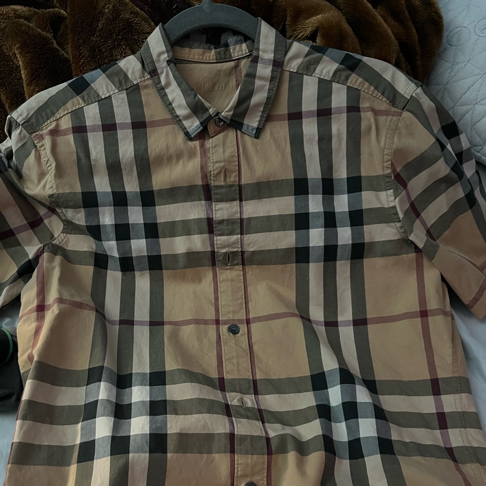 Burberry small shirt